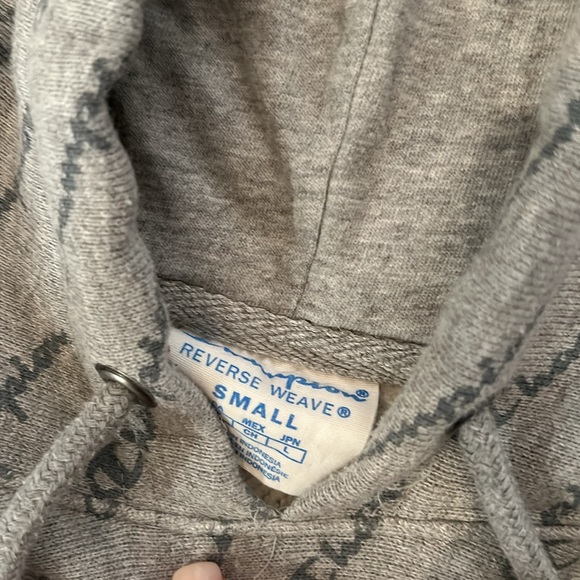 Grey champion hoodie - Picture 2 of 3